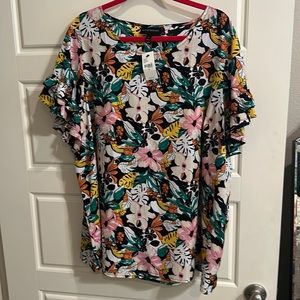NWT Lane Bryant ruffle sleeve printed top size 26